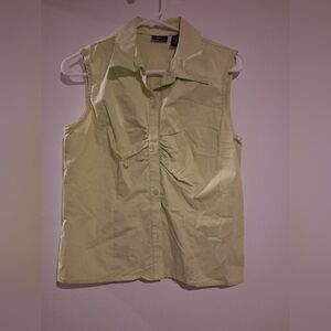 New York & Company Pale Yellow Sleeveless Button-Down Shirt